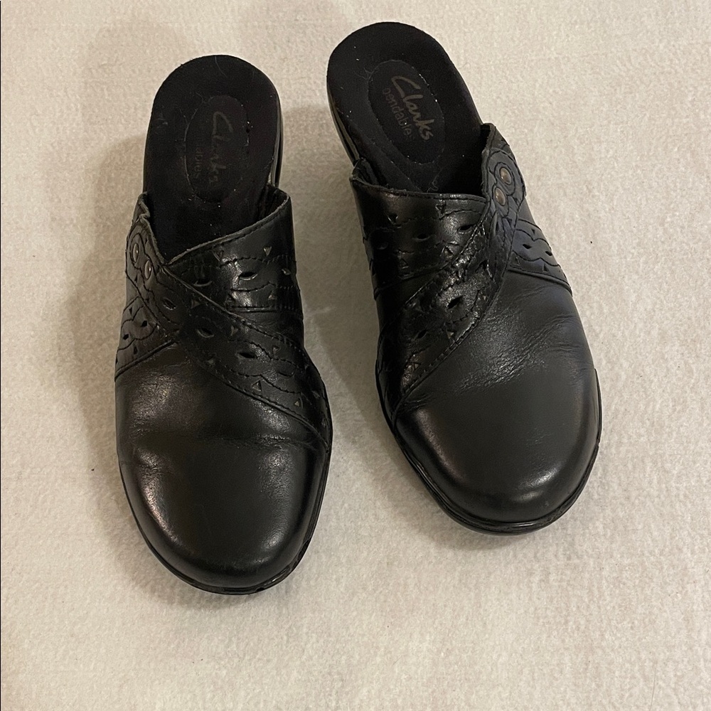 Clarks Black Leather Slip-On Mules with Decorative Cutouts